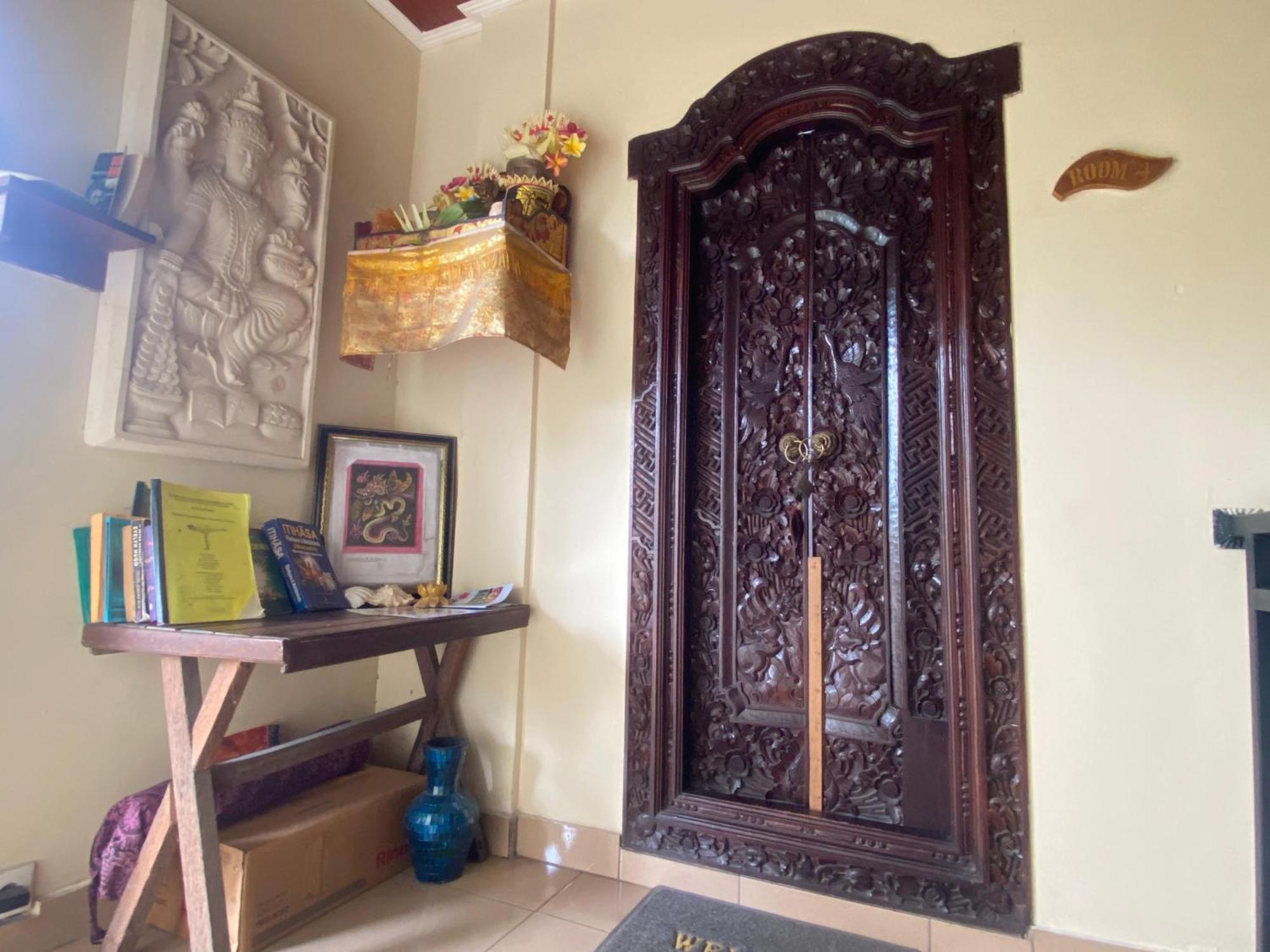 Homestay Demank House