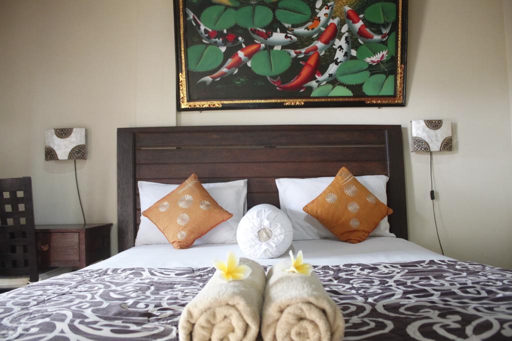 Demank House Homestay *
